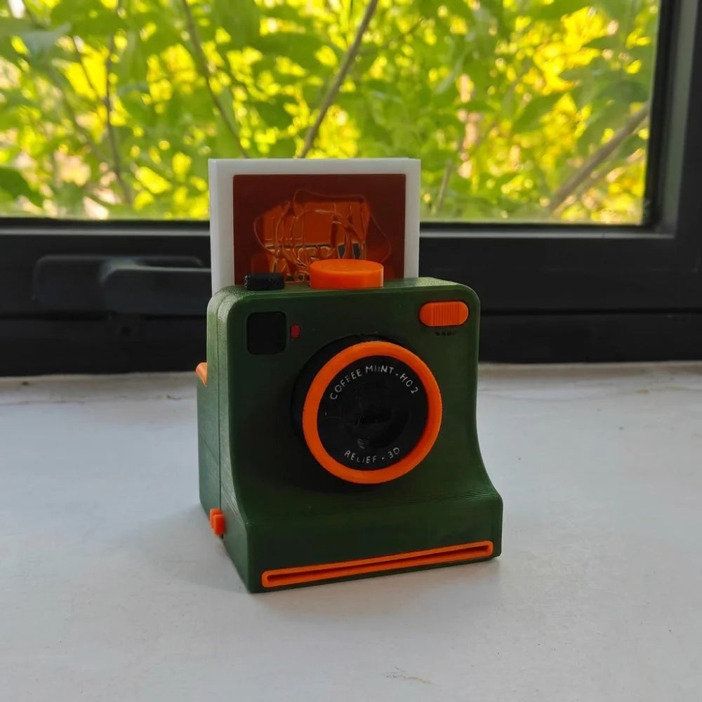 3D Latte Art Camera – Retro Style